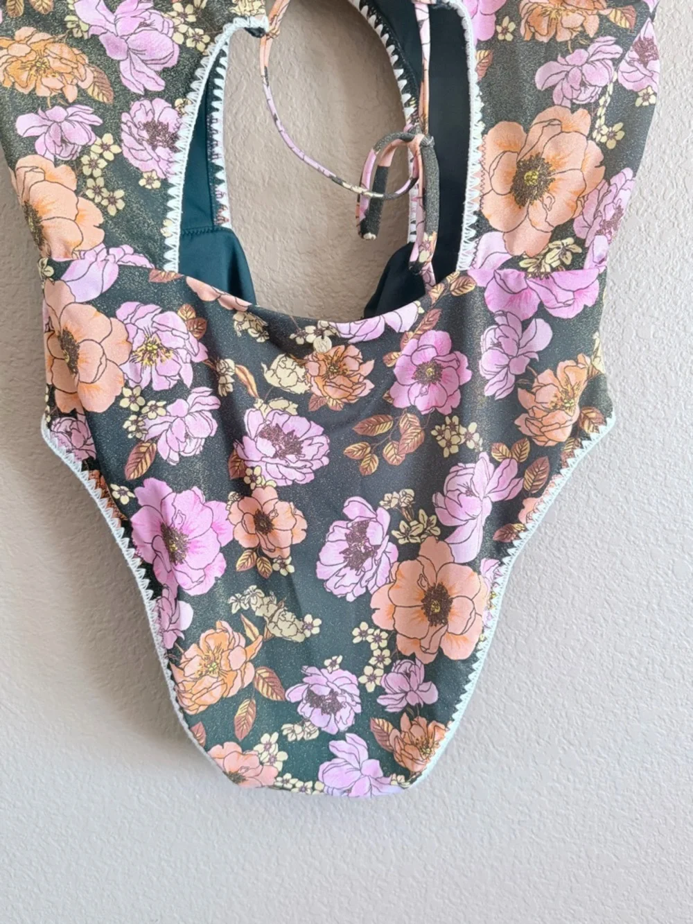 Victoria's Secret Floral Cutout One-Piece Swimsuit with Gold Shimmer Size XL